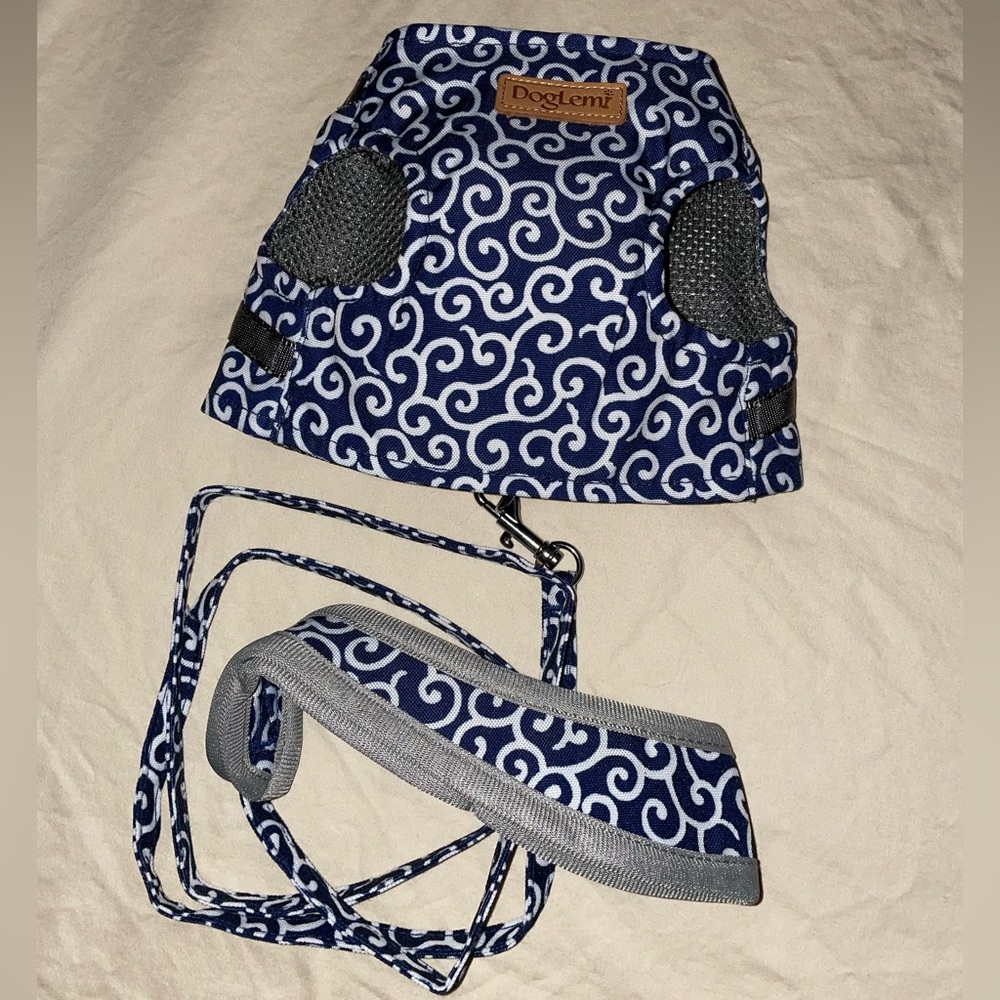 Small Dog or Cat Harness- By DOGLEMI